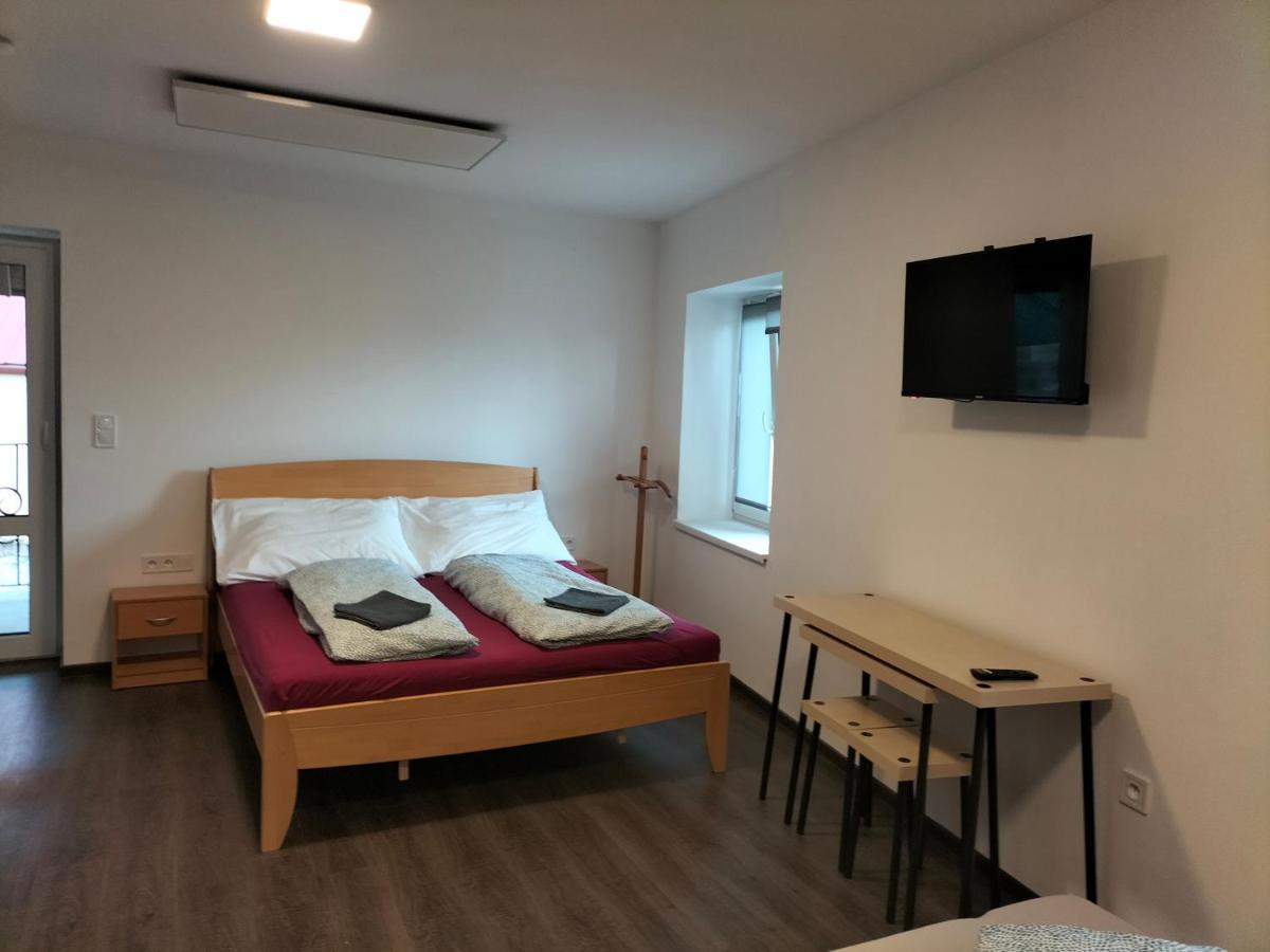 Horizont Hotell Bulhary Exteriör bild