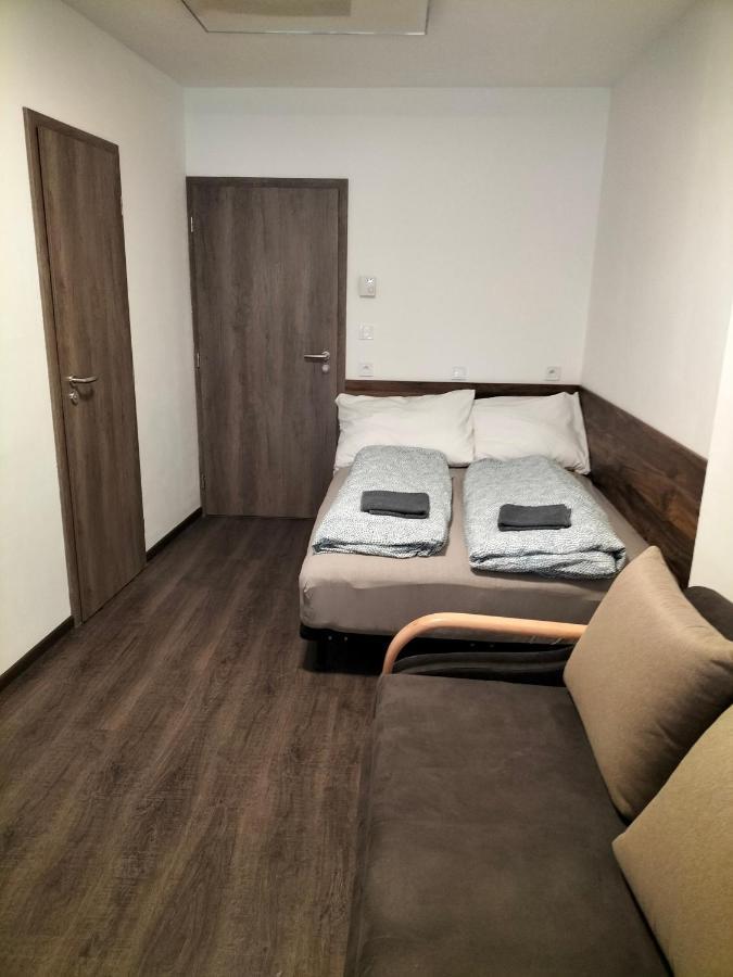 Horizont Hotell Bulhary Exteriör bild