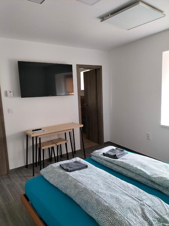 Horizont Hotell Bulhary Exteriör bild